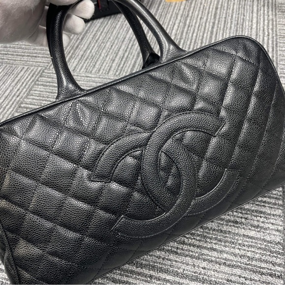 CHANEL Black Quilted Caviar Leather Boston Bag - Picture 4 of 16